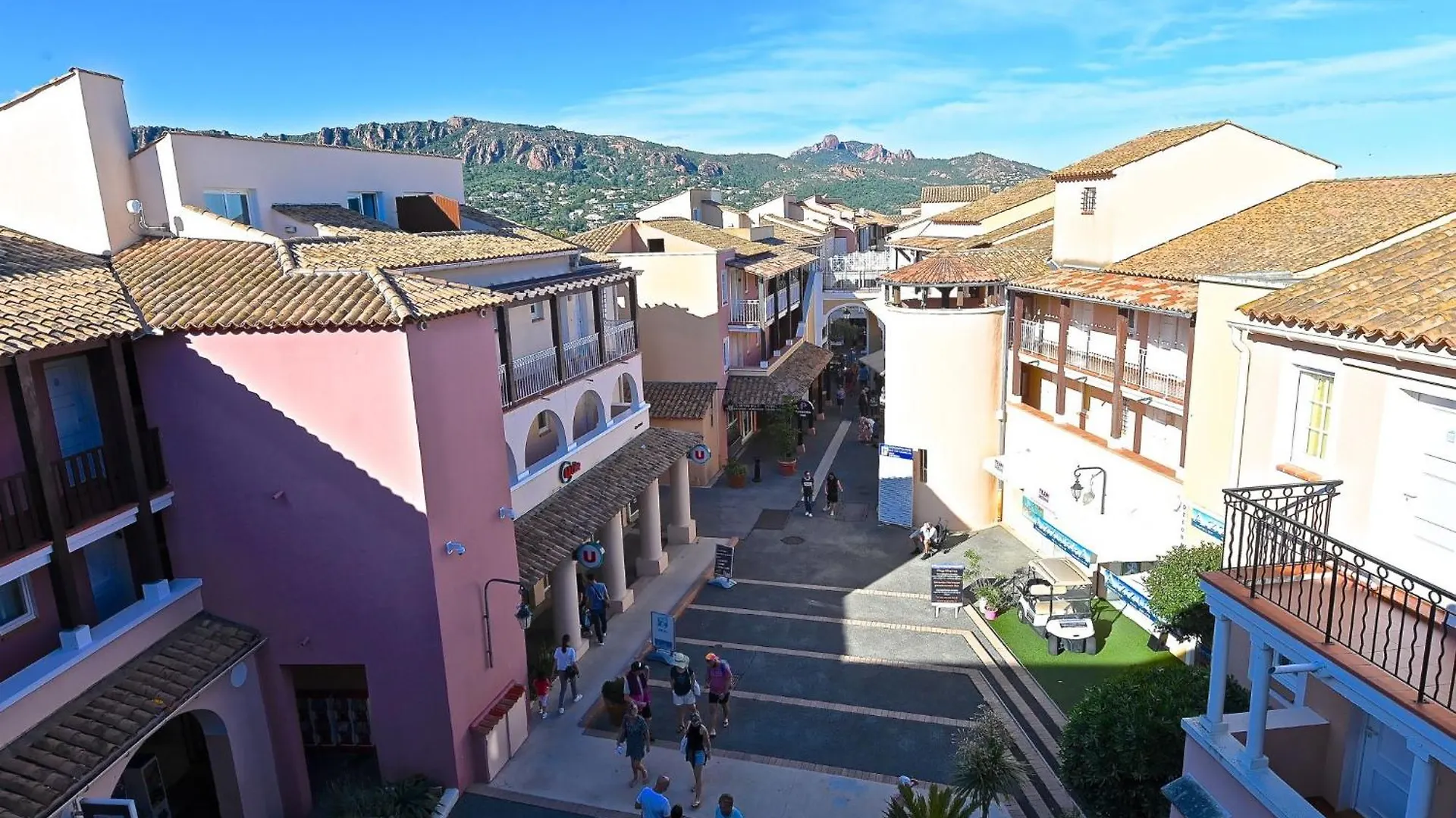 Apartment Village Cap Esterel - Les Bastides-8 By Interhome Saint-Raphaël
